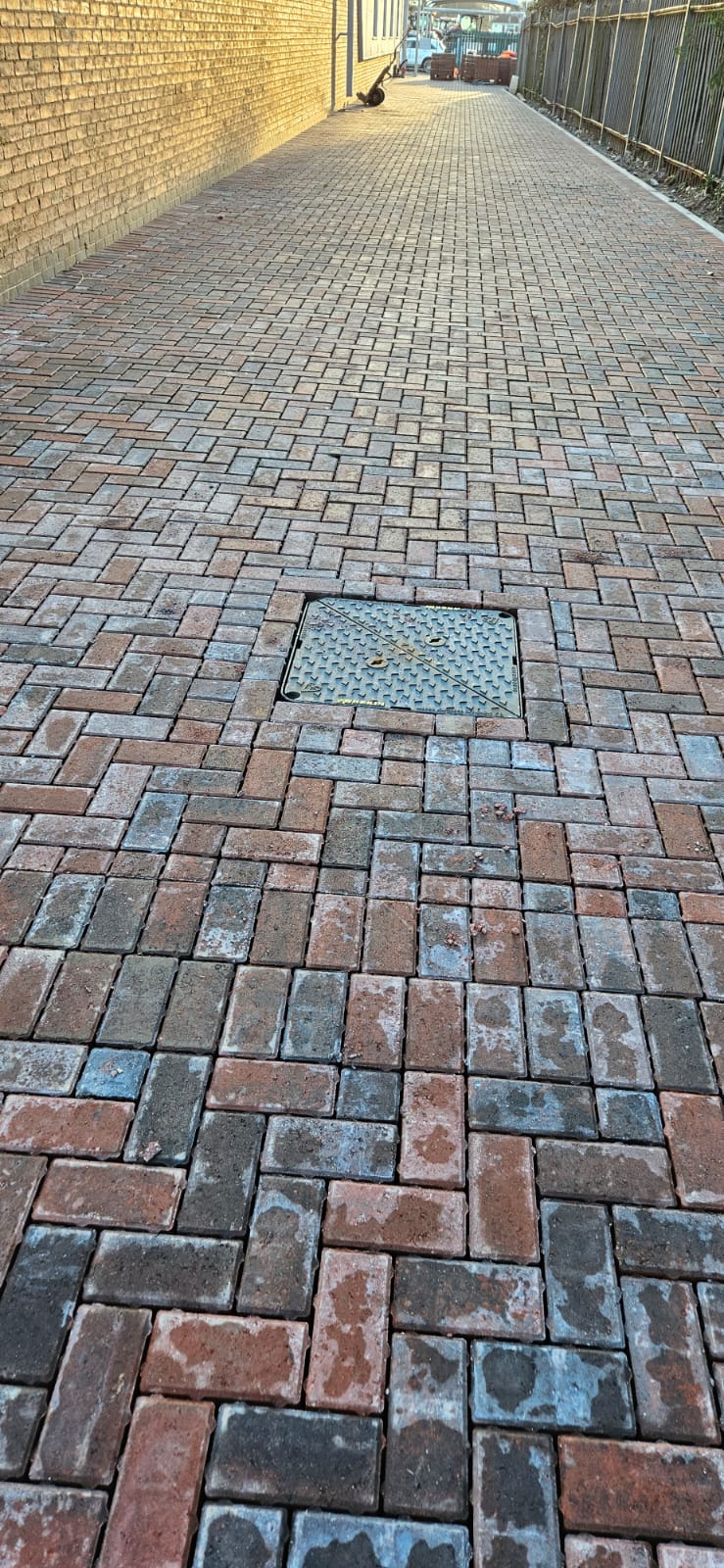 Surfacing and Drainage for Heavy Machinery 05 Paving and drainage