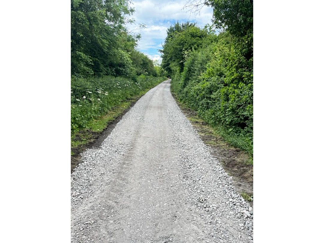 Sustrans Cloud Trail Before Tarmac Asphalt Footpath sustrans old cloud trail before asphalt surfacing