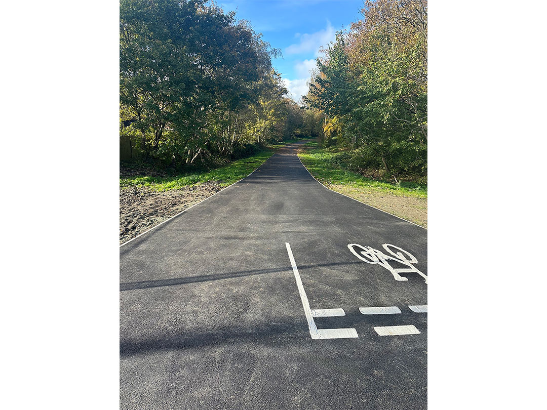 Willenhall Greenway Footpath-10