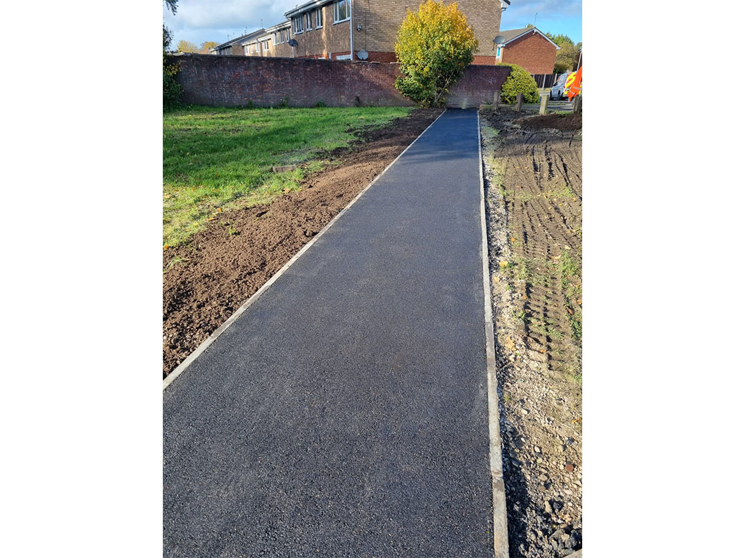 Willenhall Greenway Footpath-3