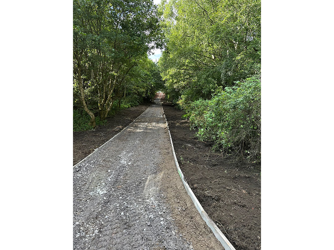 Willenhall Greenway Footpath-9